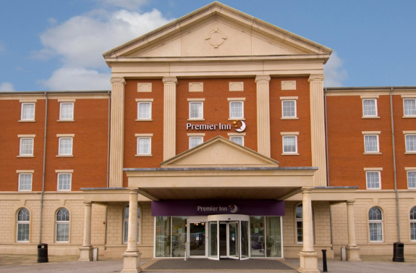 Parking on Premier Inn Trafford Centre West - Guests, M17