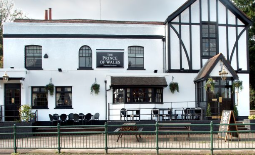 Parking at The Prince Of Wales, EN4