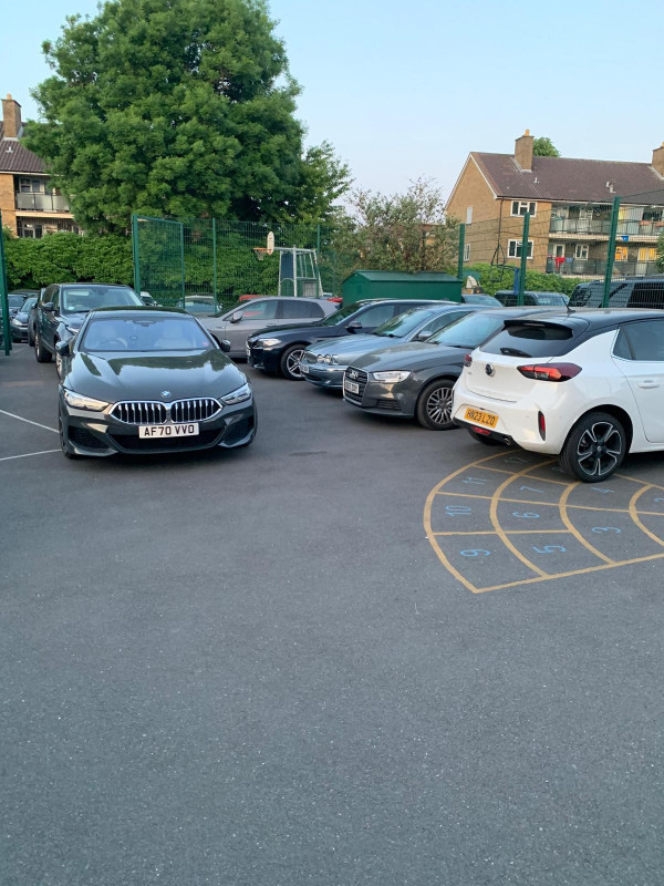 Parking at St Paul’s and All Hallows Junior School, N17