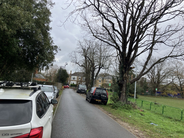 Parking at Old Deer Park, TW9 (The London School of Archery)