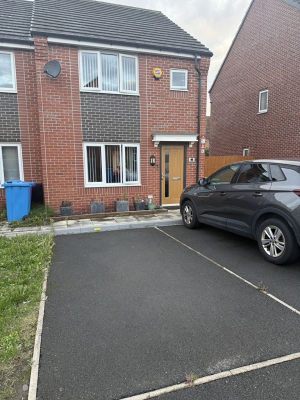 Image 1 thumbnail