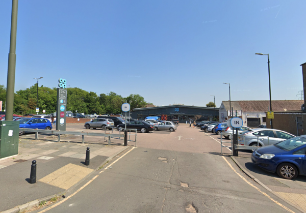 Parking on Co-op Blackfen, DA15 (Hourly tariff)