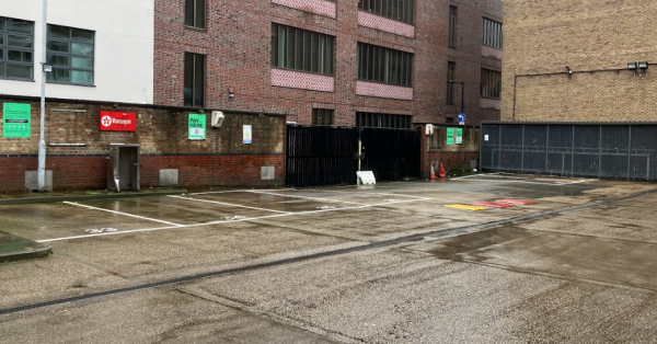 Parking on Great Suffolk St, SE1