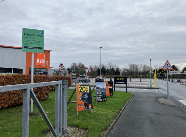 Parking on B&Q  TRAFFORD PARK, M41