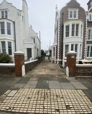 Image 1 thumbnail